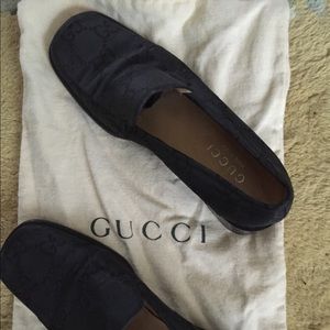 Size 36 gently worn Gucci loafers